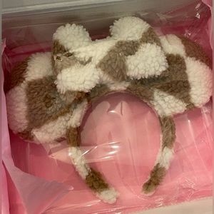 Gleam & Glimmer Co Sherpa Checkered Minnie Ears Headband